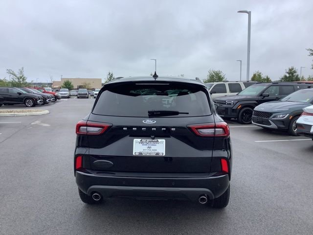 Used 2023 Ford Escape ST-Line w/ Tech Pack #1 image 5
