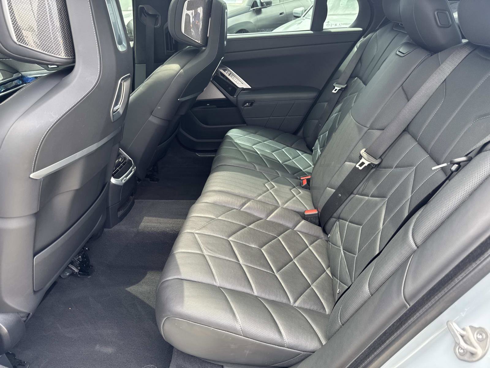 Certified 2023 BMW i7 xDrive60 image 11