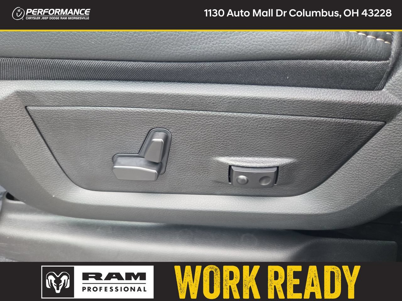 New 2026 RAM 2500 Laramie AWD/4WD image 22