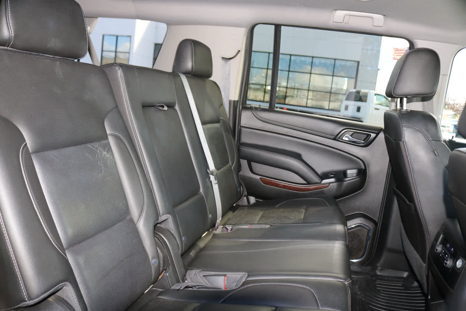 Used 2017 GMC Yukon XL SLT image 26