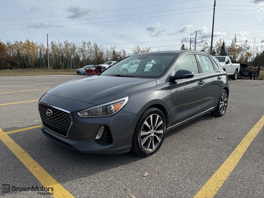 Used 2018 Hyundai Elantra GT w/ Style Package 02
