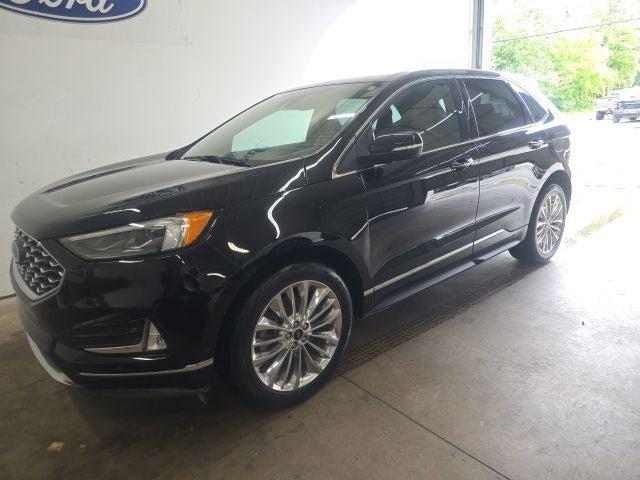 Certified 2023 Ford Edge Titanium w/ Equipment Group 301A AWD/4WD image 29