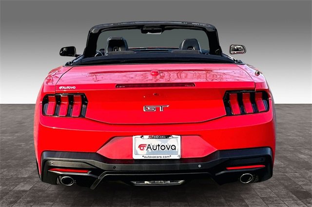 Used 2024 Ford Mustang Convertible image 5
