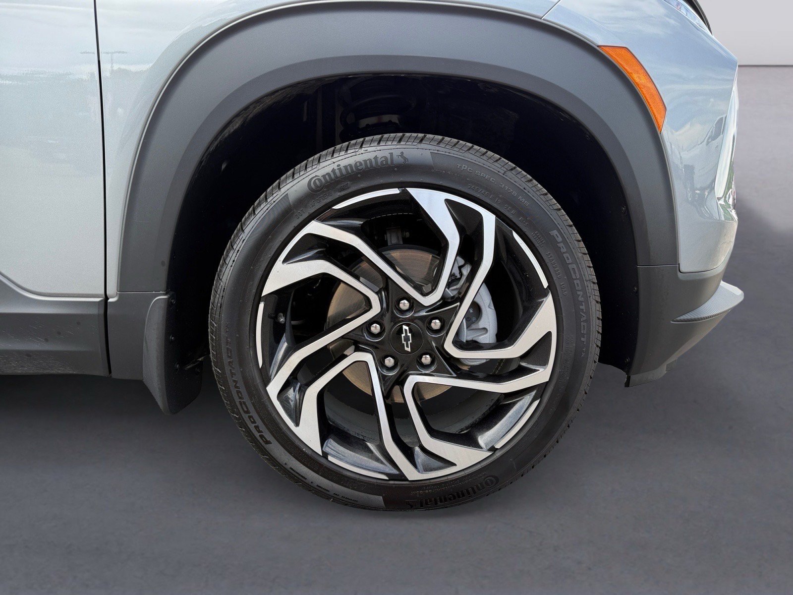 Used 2026 Chevrolet TrailBlazer RS w/ Convenience Package AWD/4WD image 9