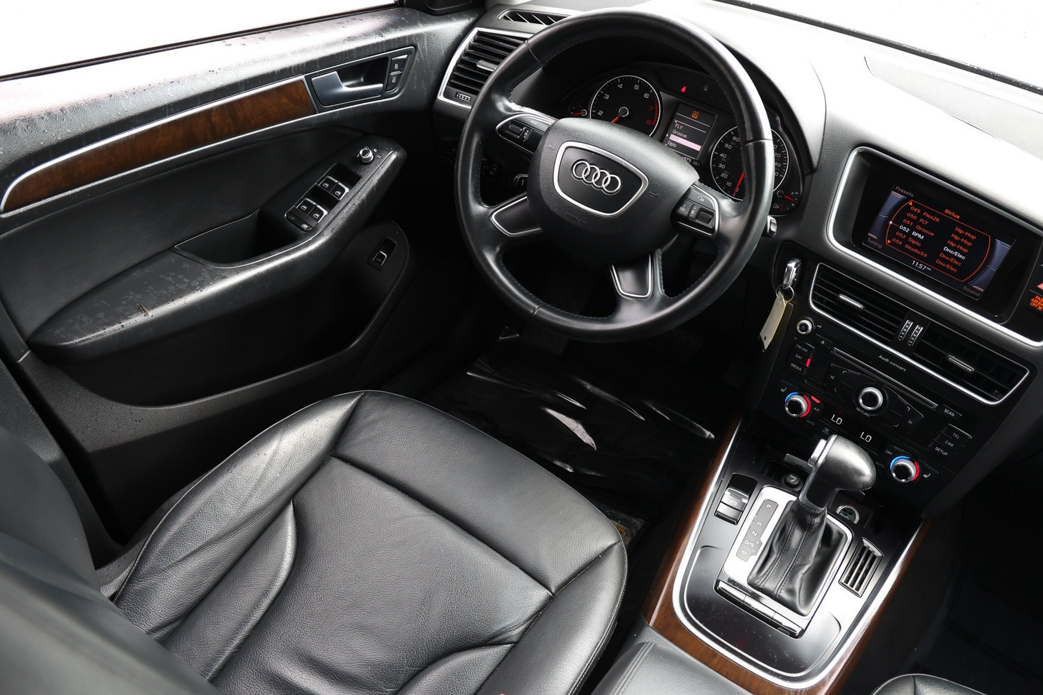 Used 2017 Audi Q5 2.0T Premium AWD/4WD image 24