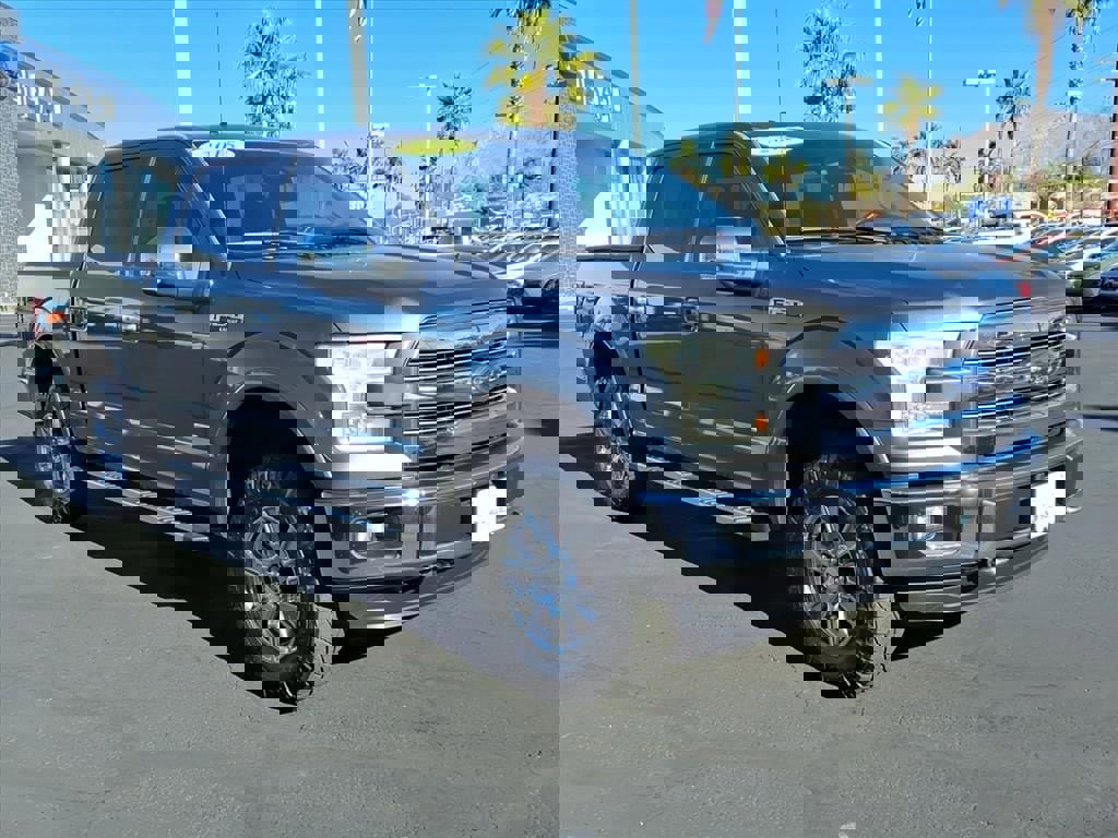 Used 2015 Ford F150 Lariat w/ Equipment Group 502A Luxury image 30