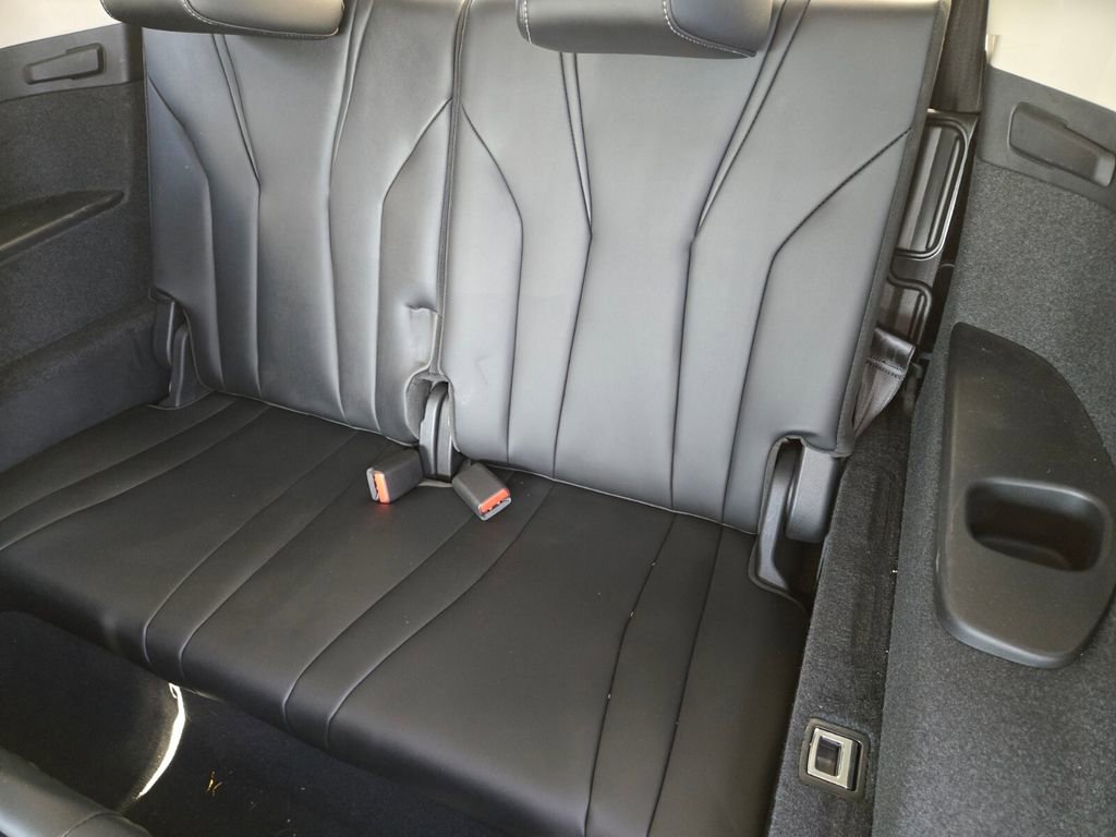 Used 2023 Acura MDX Technology image 8