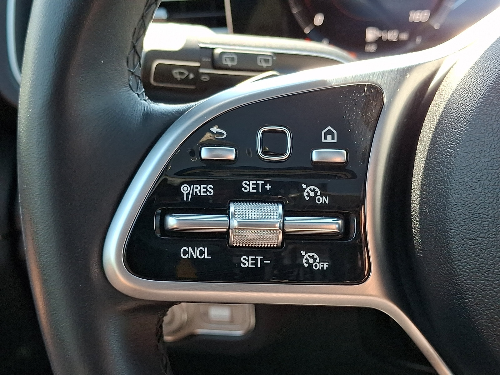 Certified 2023 Mercedes-Benz GLE 350 4MATIC image 23