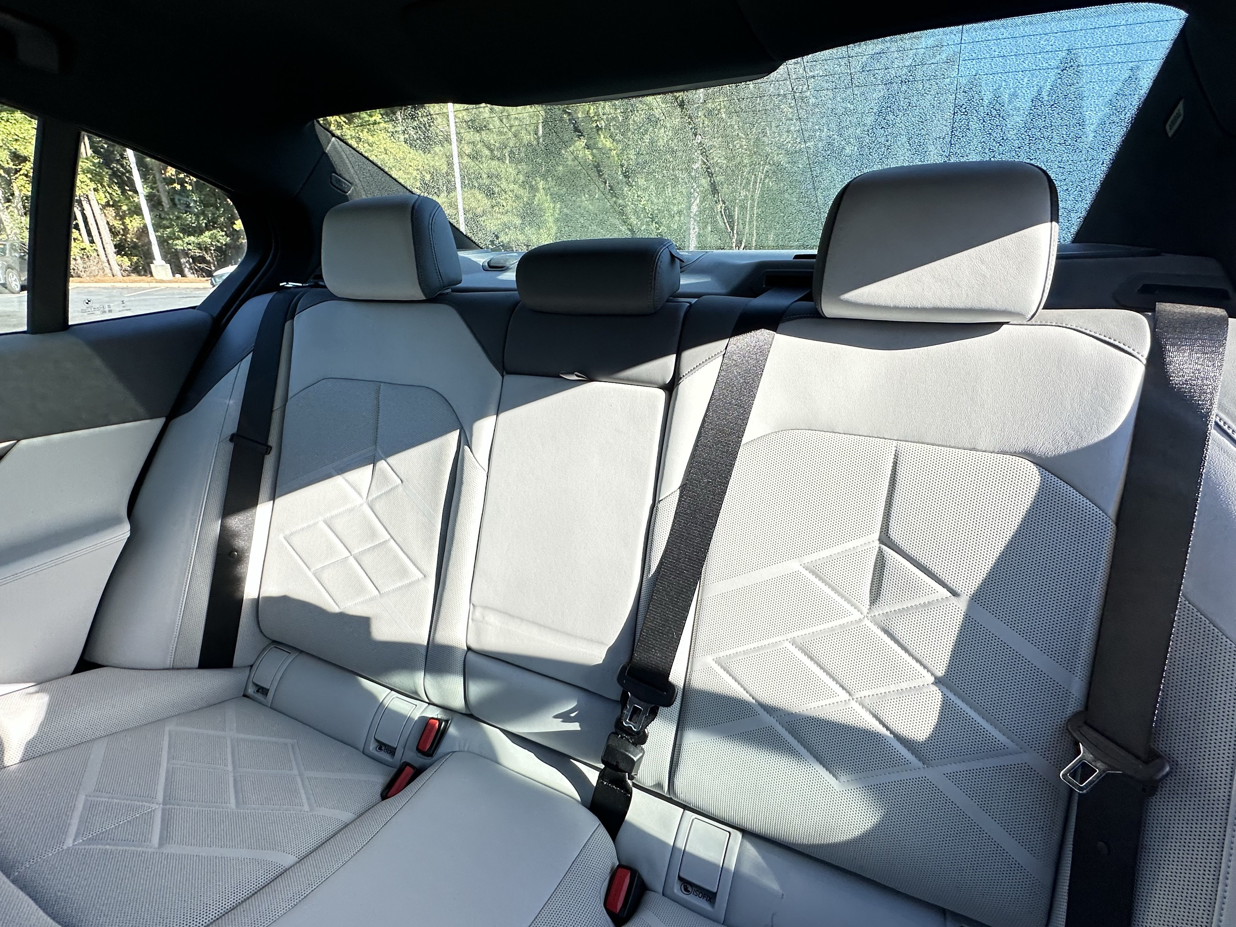 Used 2024 BMW 530i w/ M Sport Package RWD image 9