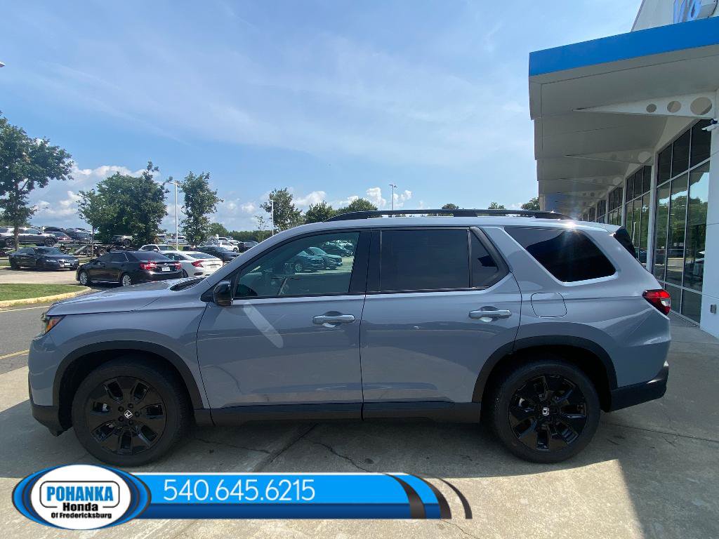 New 2026 Honda Pilot Black Edition image 3