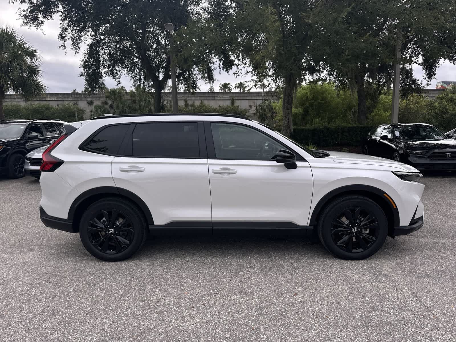 New 2027 Honda CR-V Sport Touring image 7