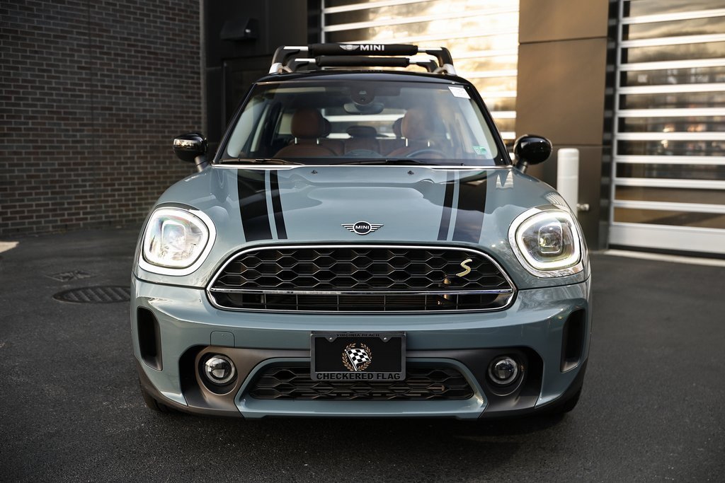 Used 2023 MINI Cooper Countryman SE w/ Signature Upholstery Package image 14