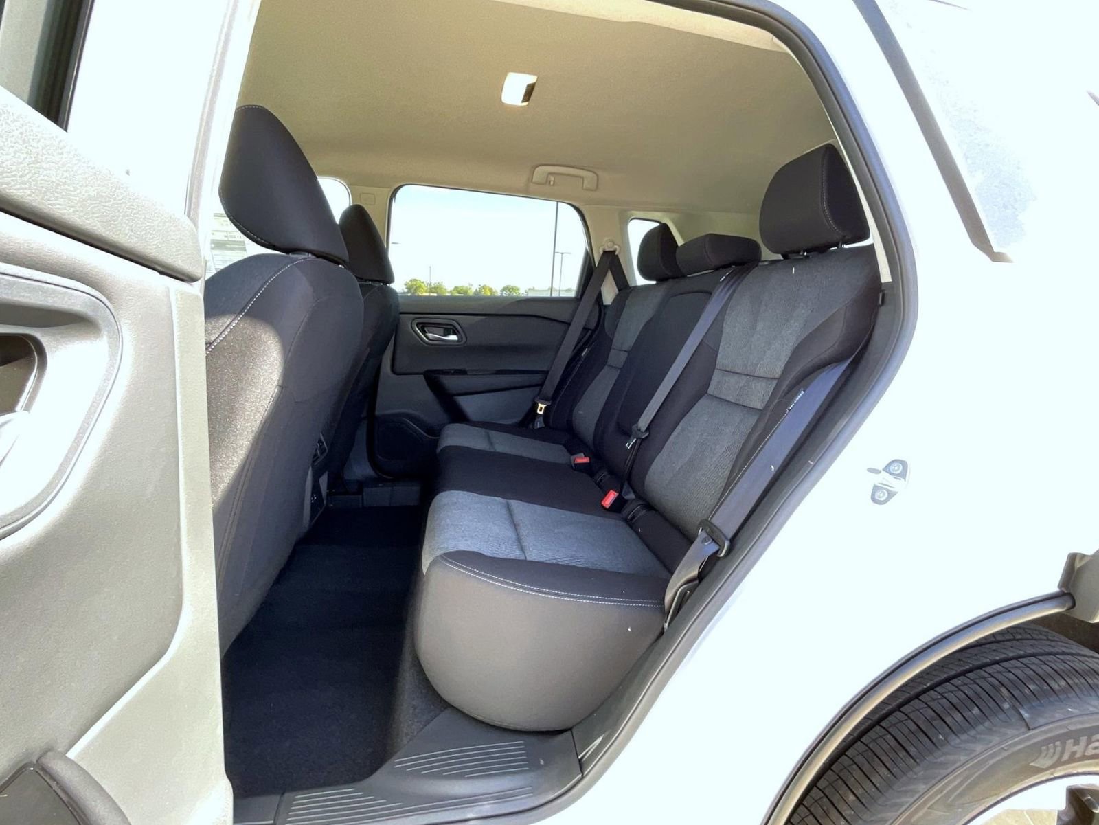 New 2026 Nissan Rogue SV image 12