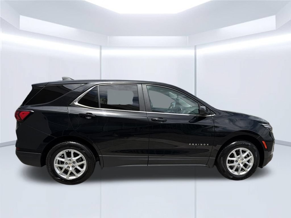 Used 2024 Chevrolet Equinox LT AWD/4WD image 8