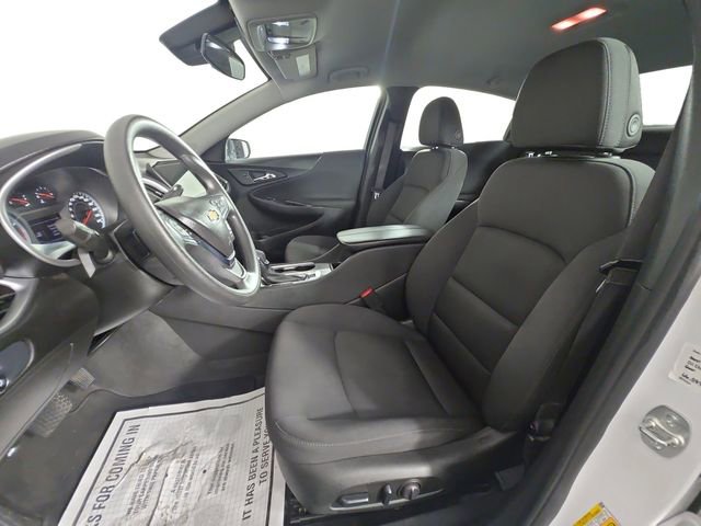 Used 2024 Chevrolet Malibu LT image 9
