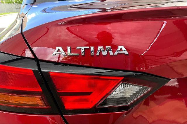 Certified 2022 Nissan Altima 2.5 SV w/ SV Premium Package FWD image 10