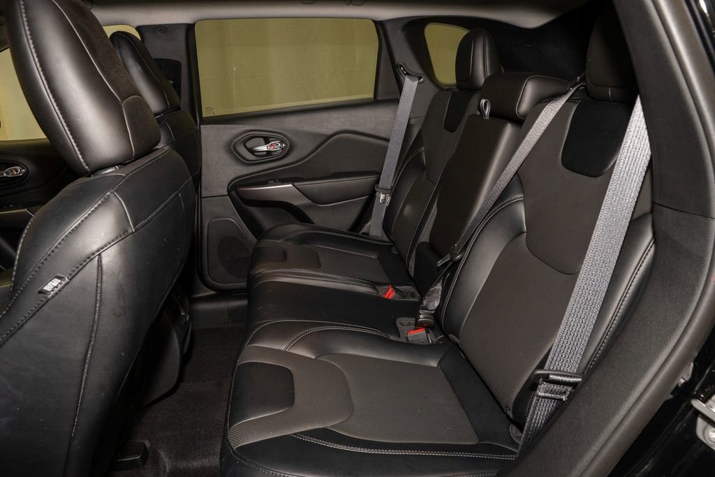 Used 2022 Jeep Cherokee Latitude Lux image 7