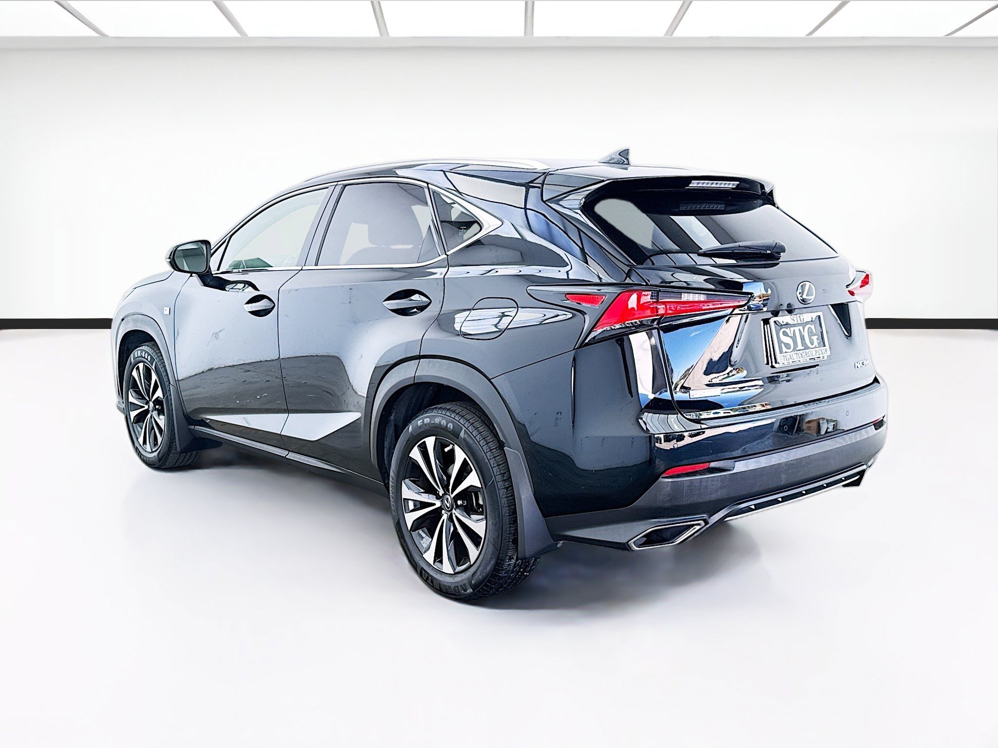 Used 2020 Lexus NX 300 F Sport w/ F Sport Premium Package FWD image 6