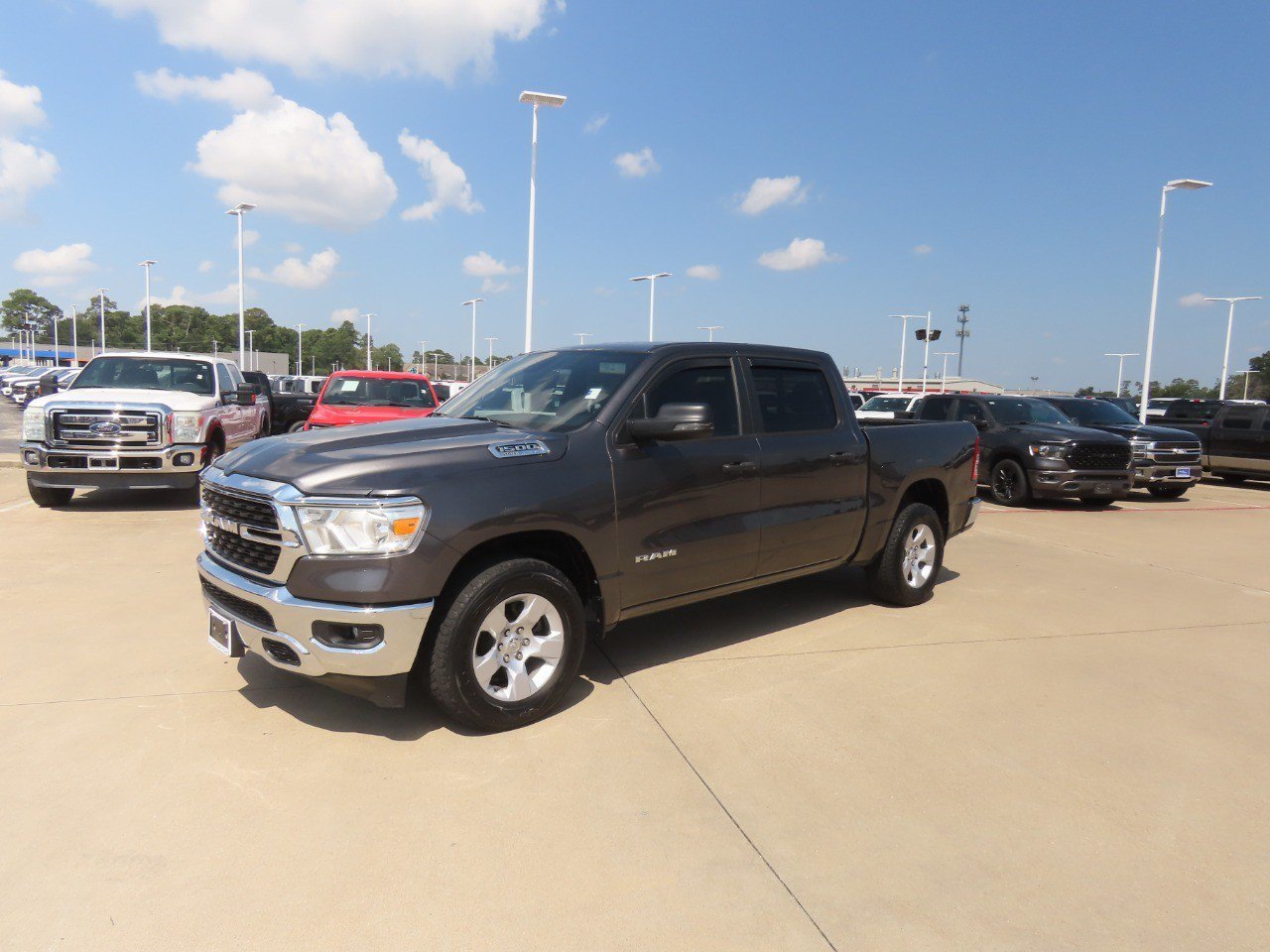Used 2023 RAM 1500 Big Horn AWD/4WD image 2