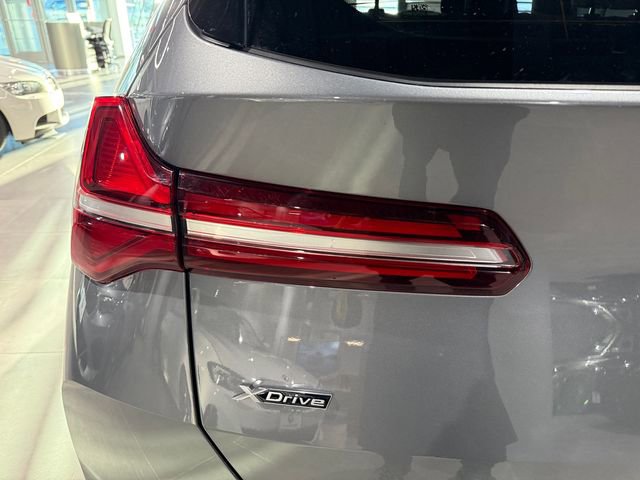 Certified 2025 BMW X3 xDrive30i w/ Premium Package image 34