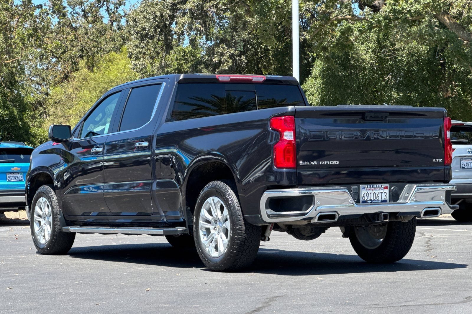 Used 2022 Chevrolet Silverado 1500 LTZ AWD/4WD image 5