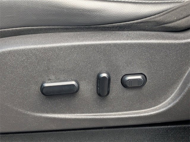 Used 2019 Ford Escape SEL image 21