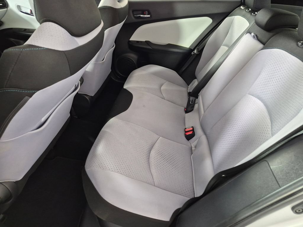 Used 2022 Toyota Prius LE FWD image 24