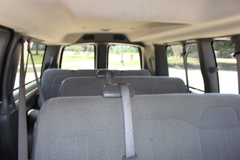 Used 2019 Chevrolet Express 2500 LS w/ Driver Convenience Package RWD image 13