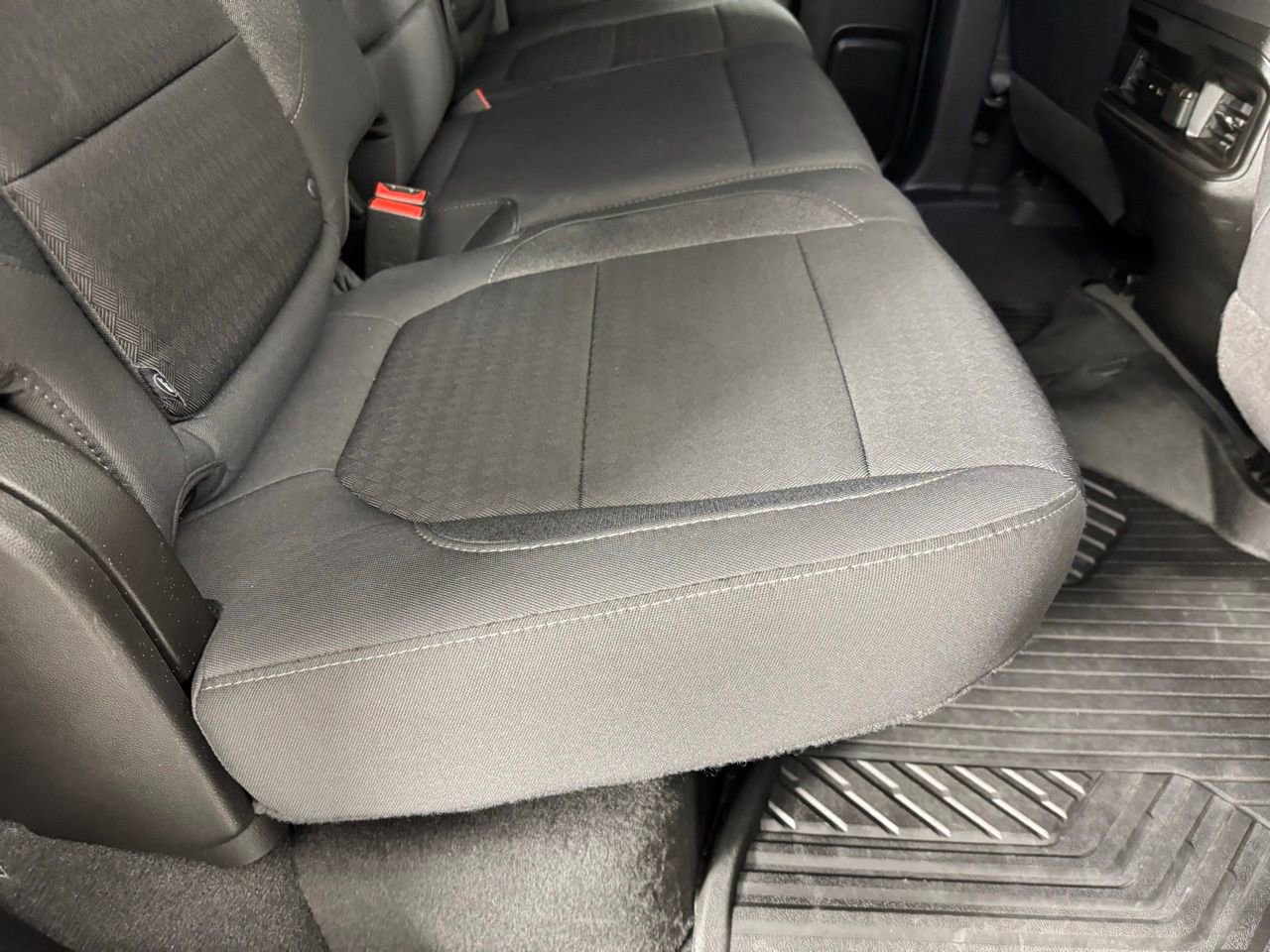 Used 2022 Chevrolet Silverado 1500 LT Trail Boss w/ Bed Protection Package image 28