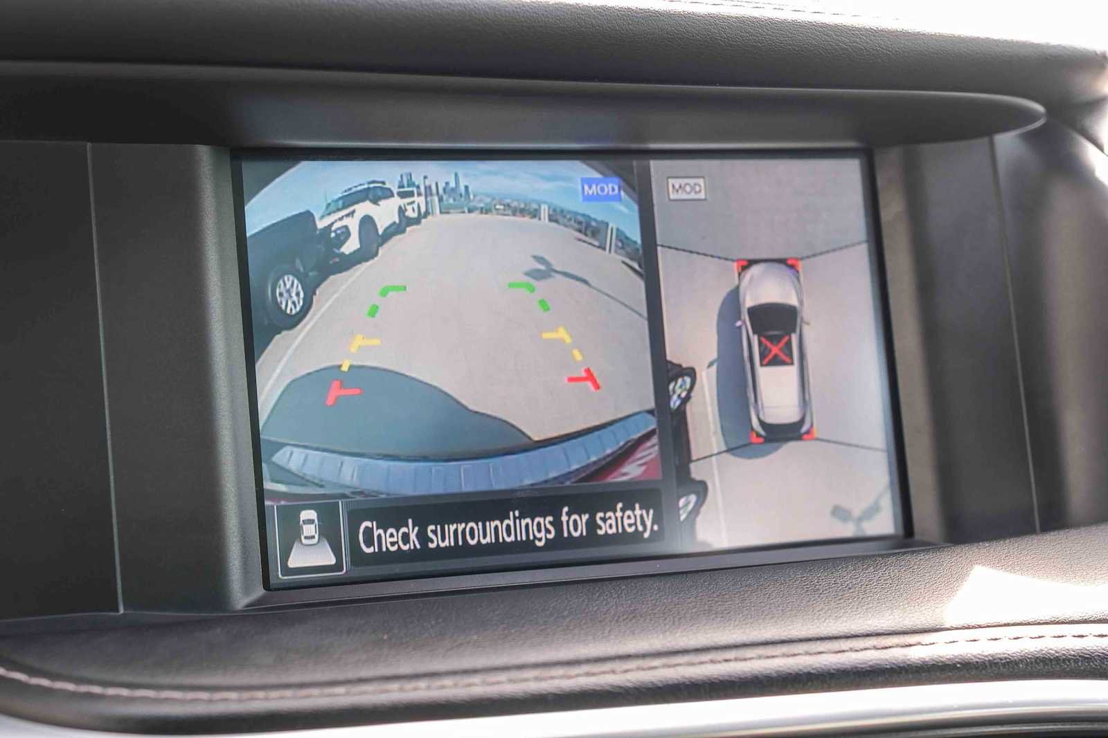 Used 2019 INFINITI QX30 w/ Cargo Package FWD image 25