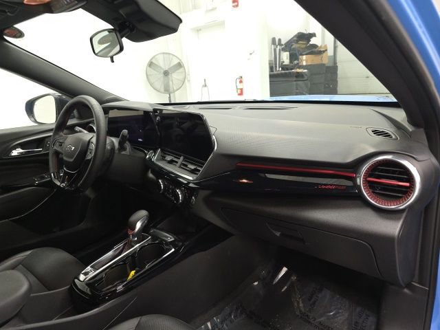 Certified 2024 Chevrolet Trax RS w/ Driver Confidence Package image 26