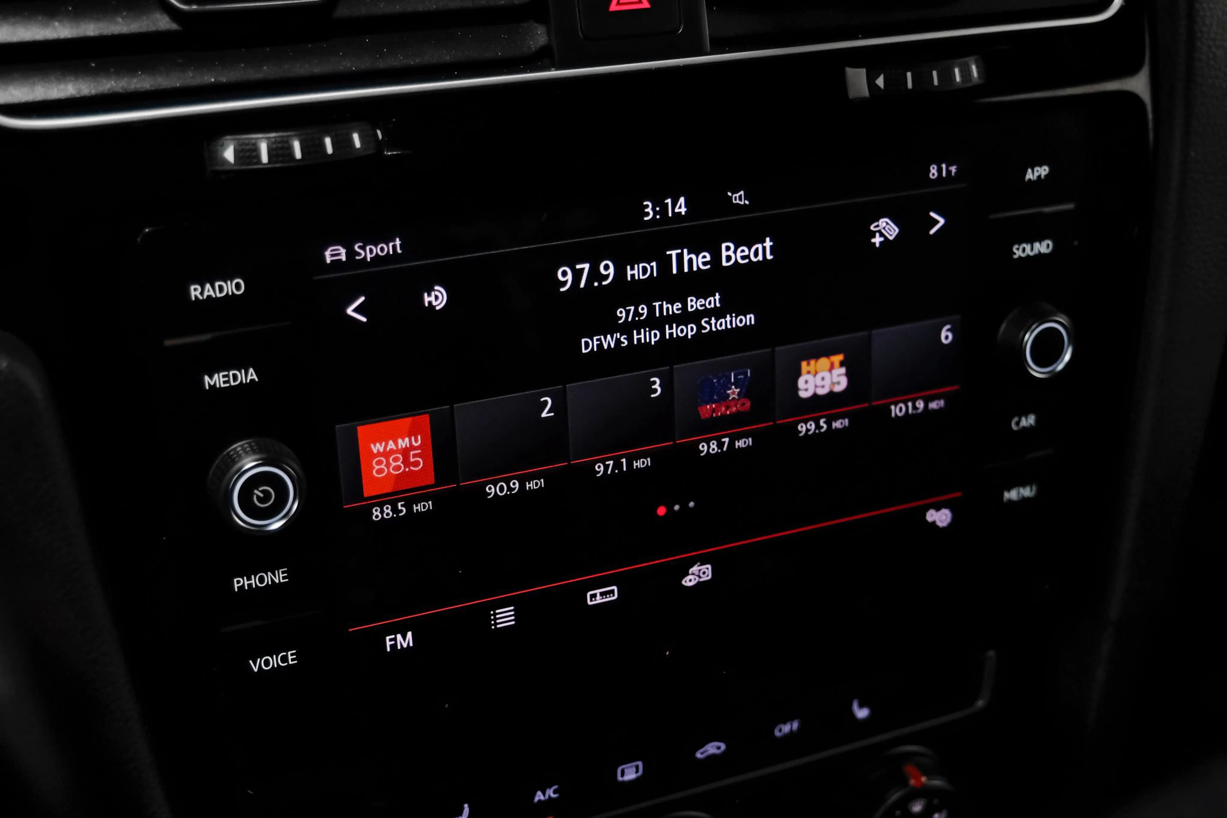 Used 2019 Volkswagen GTI Rabbit Edition FWD image 37
