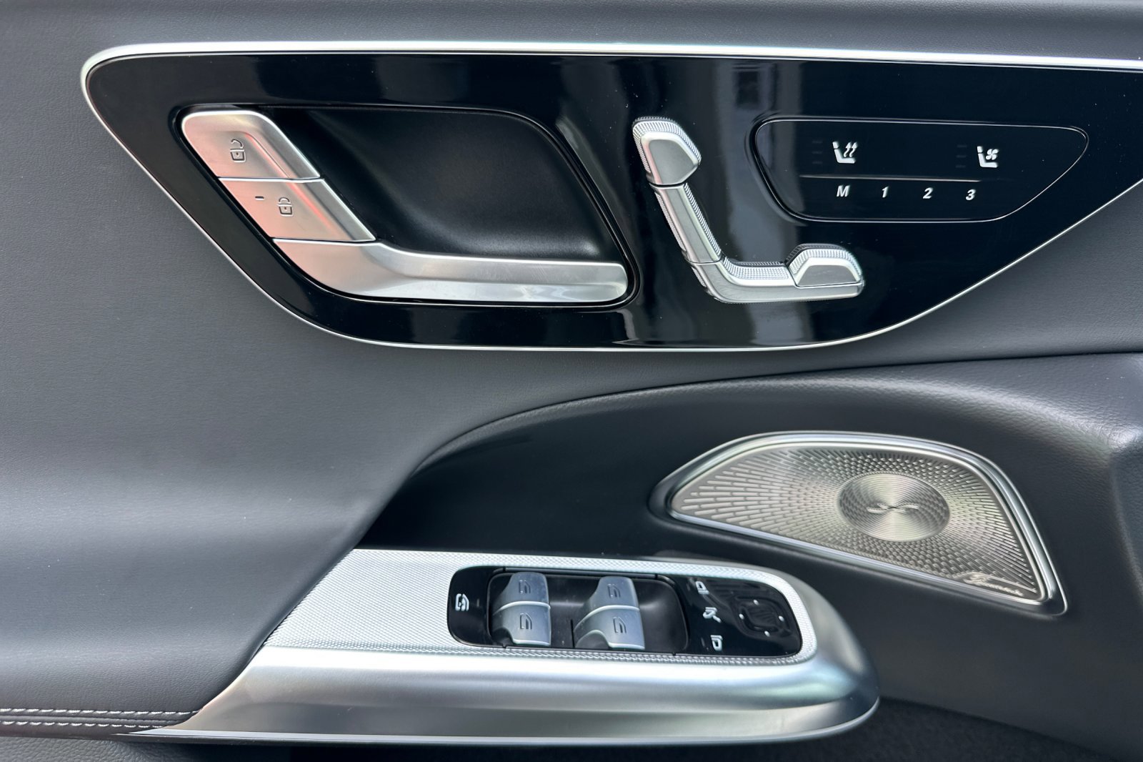 New 2025 Mercedes-Benz E 350 Sedan image 11