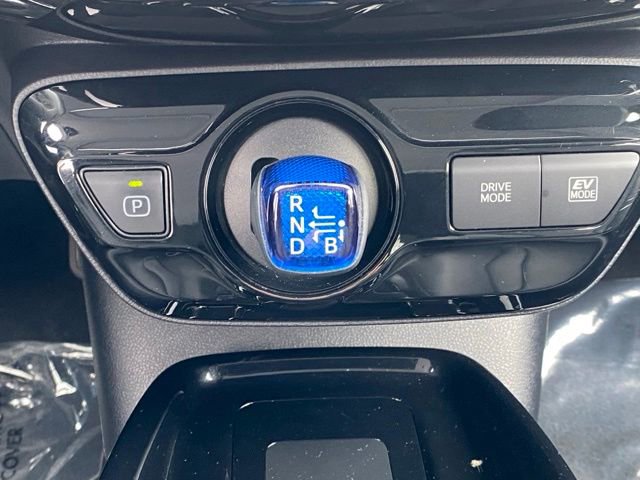 Used 2019 Toyota Prius XLE w/ Premium Convenience Package FWD image 15