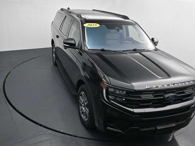 Certified 2025 Ford Expedition Max Active AWD/4WD image 29