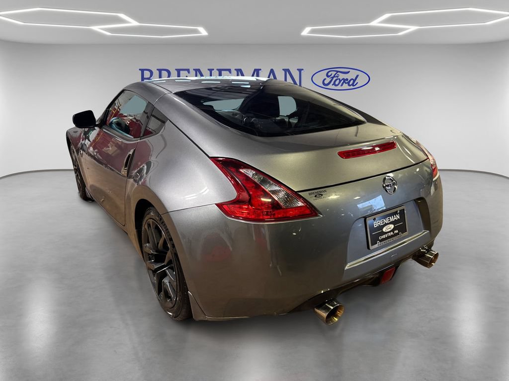 Used 2020 Nissan 370Z Coupe RWD image 7