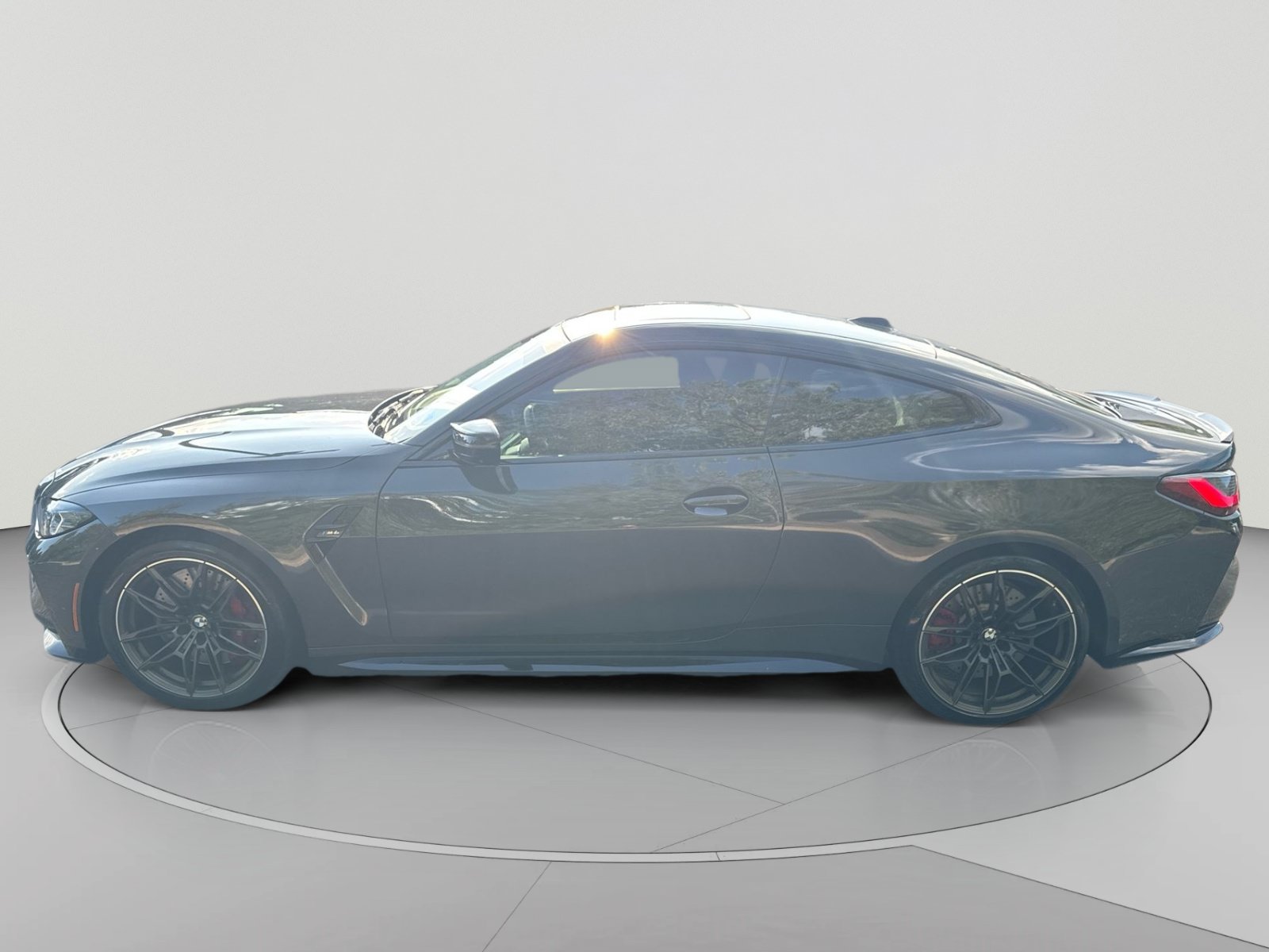 Used 2024 BMW M4 Coupe w/ Executive Package RWD image 8