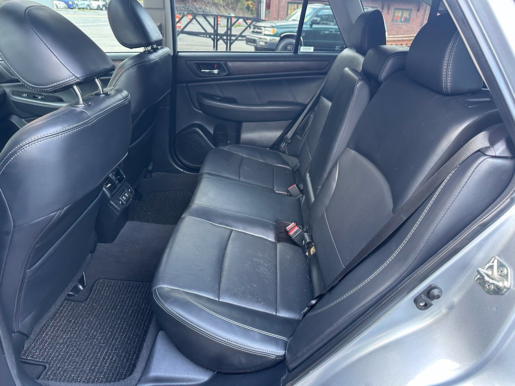 Used 2019 Subaru Outback 2.5i Limited AWD/4WD image 10