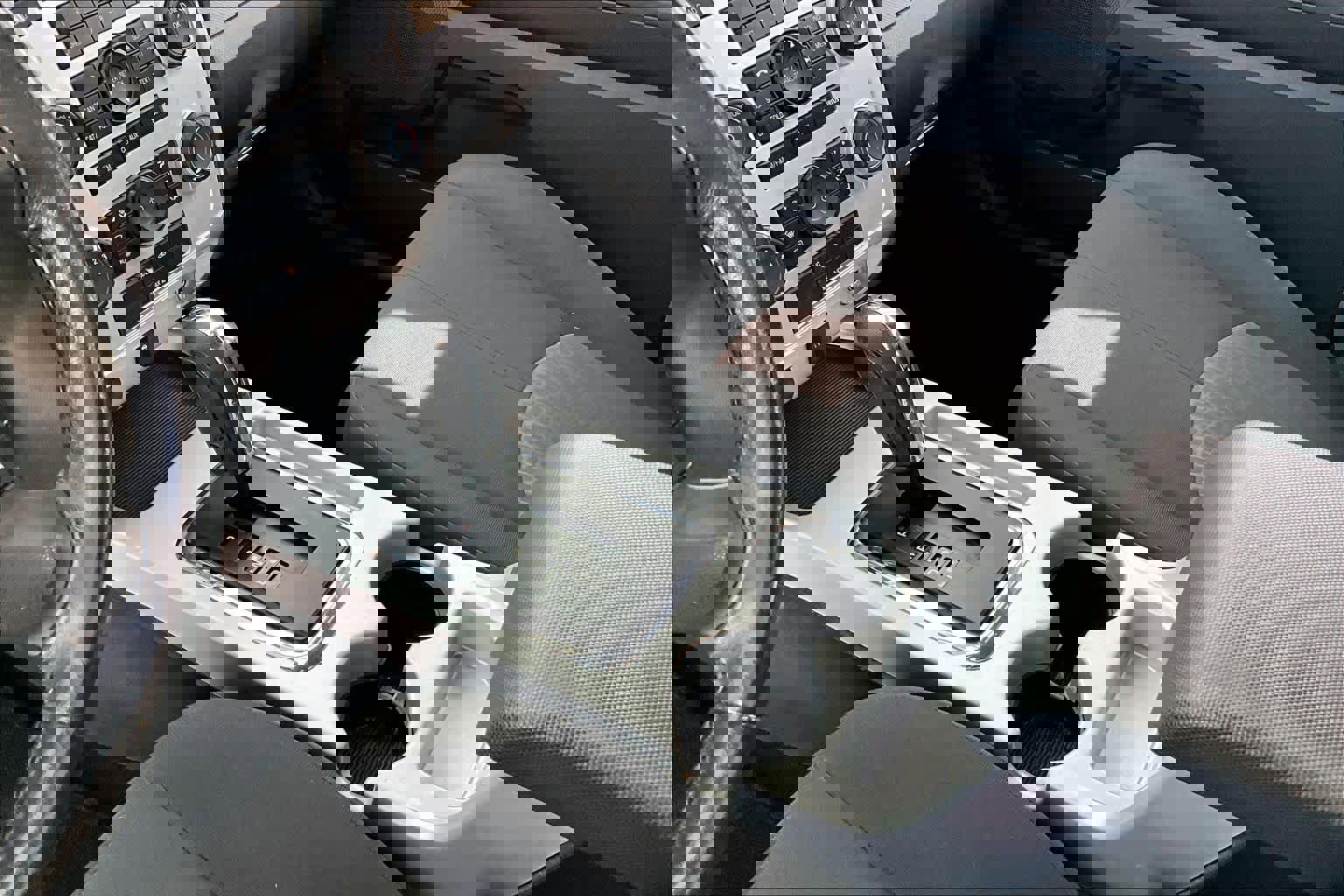 Used 2009 Mercury Mariner 2WD image 16