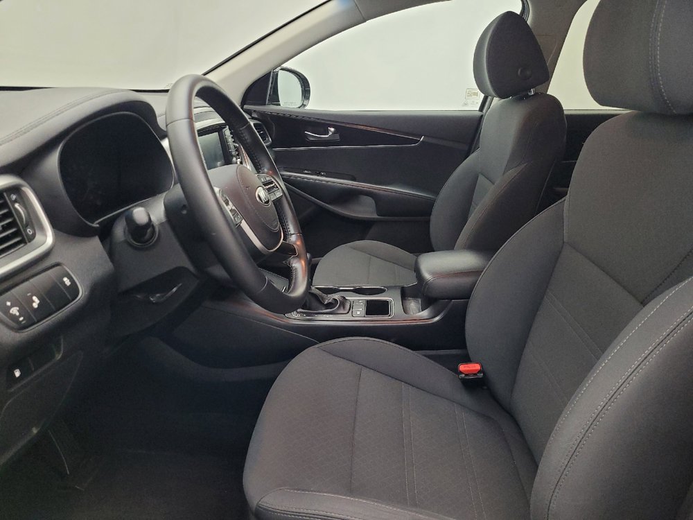 Used 2019 Kia Sorento S image 17