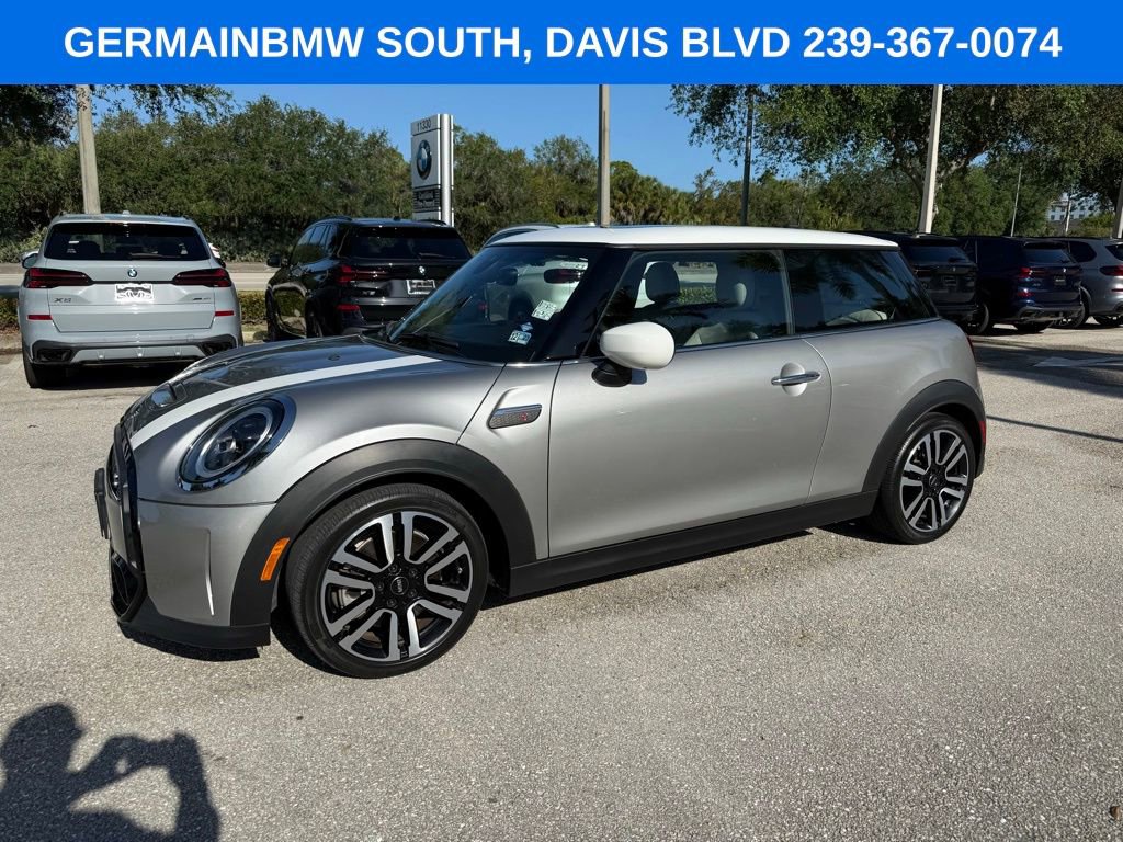 Used 2023 MINI Cooper S w/ Signature Upholstery Package FWD image 2