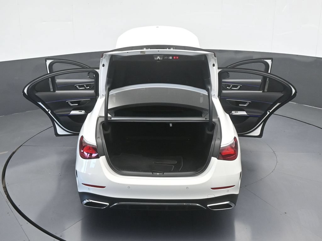 Used 2025 Mercedes-Benz E 350 Sedan image 76