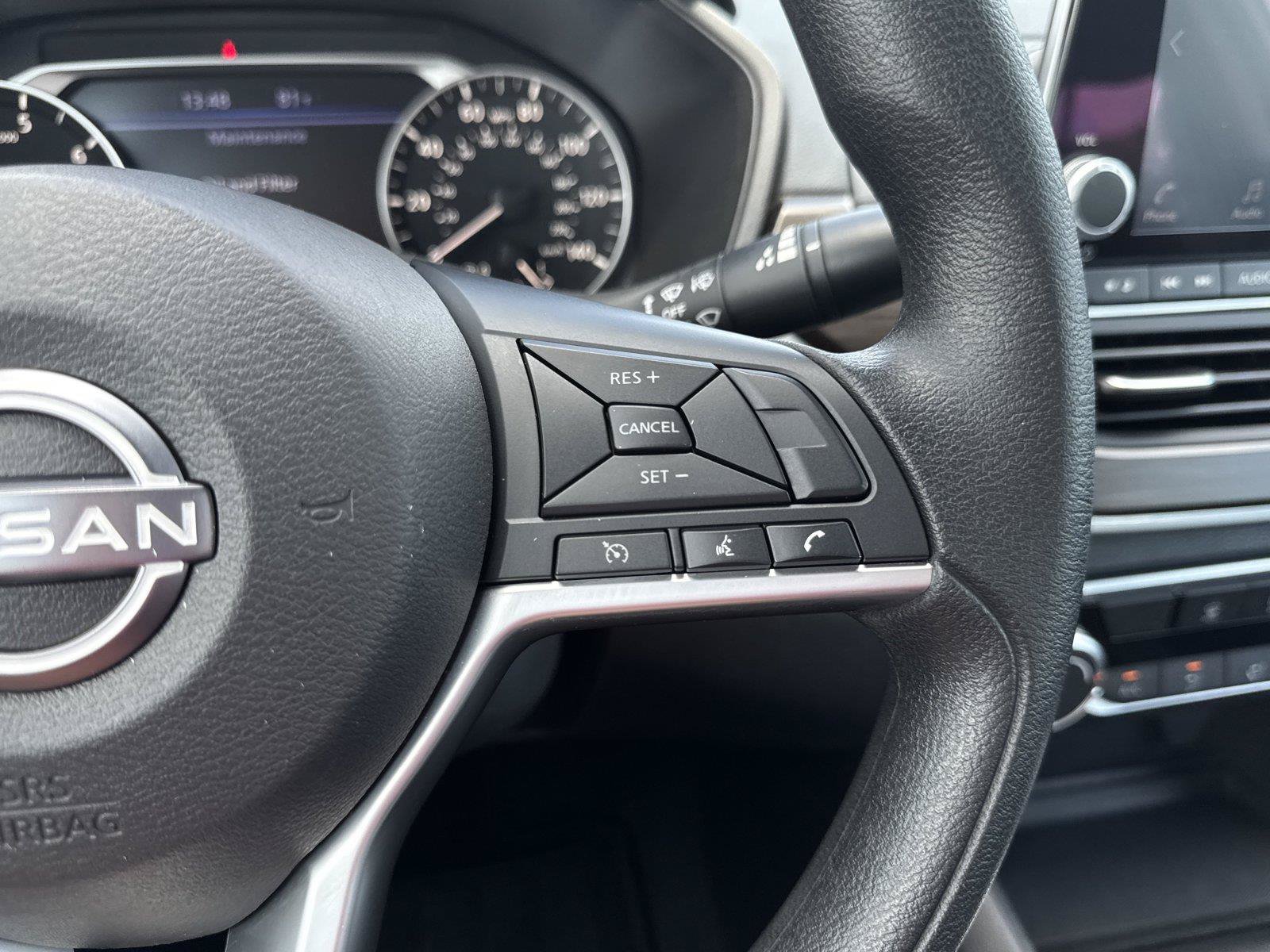 Used 2025 Nissan Altima 2.5 SV FWD image 22
