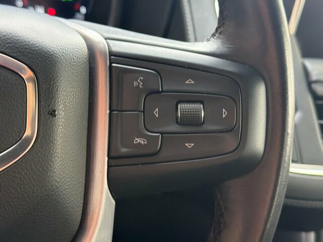 Used 2022 GMC Yukon XL SLE image 30