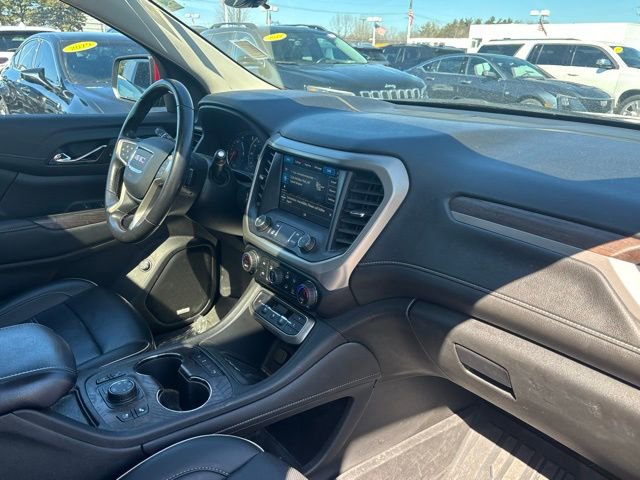 Used 2021 GMC Acadia Denali w/ Denali Ultimate Package image 12