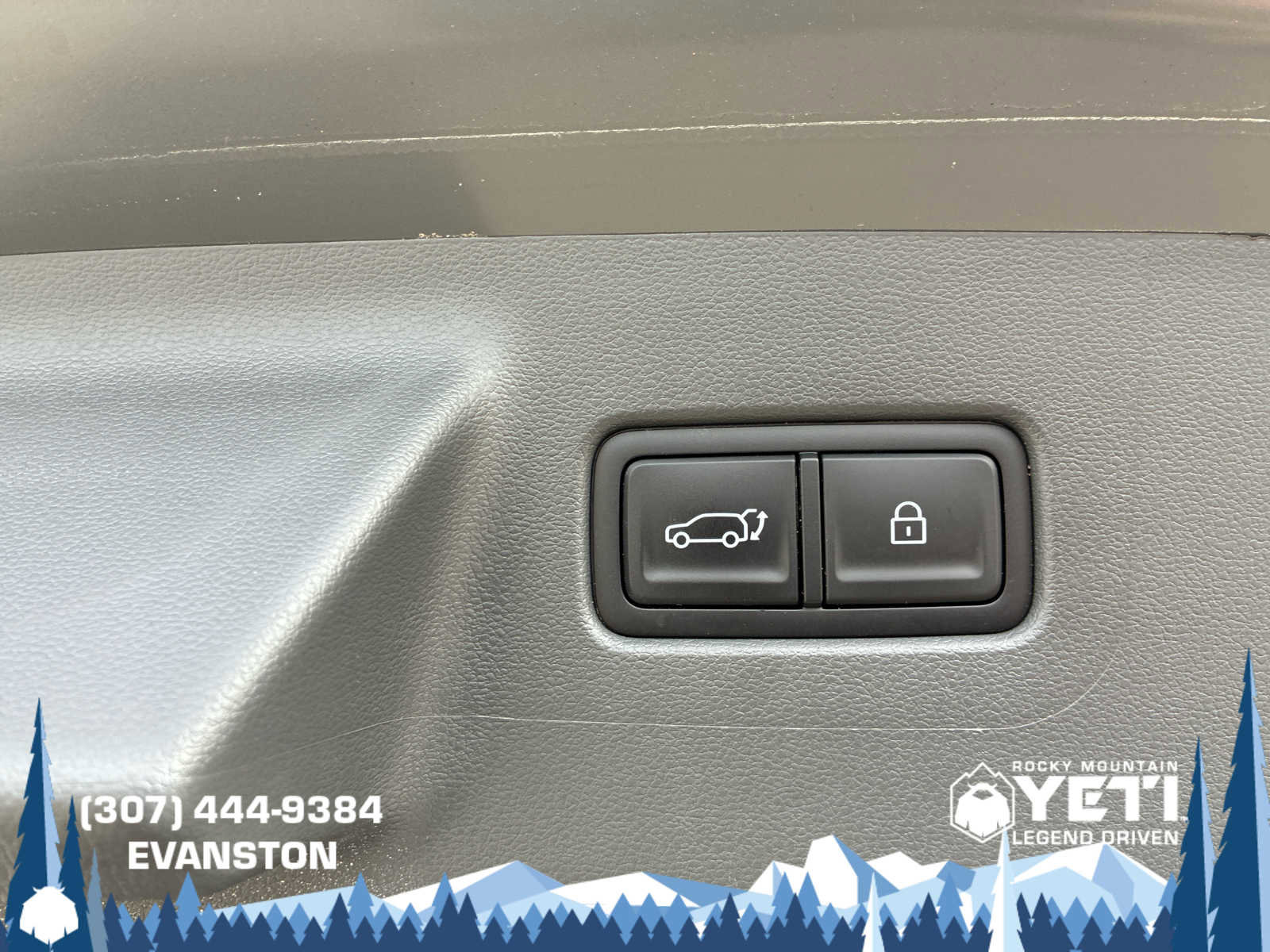 Used 2025 Hyundai Santa Fe SEL image 28