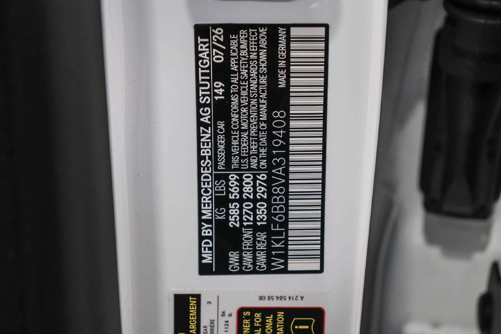 New 2027 Mercedes-Benz E 450 4MATIC Sedan image 30