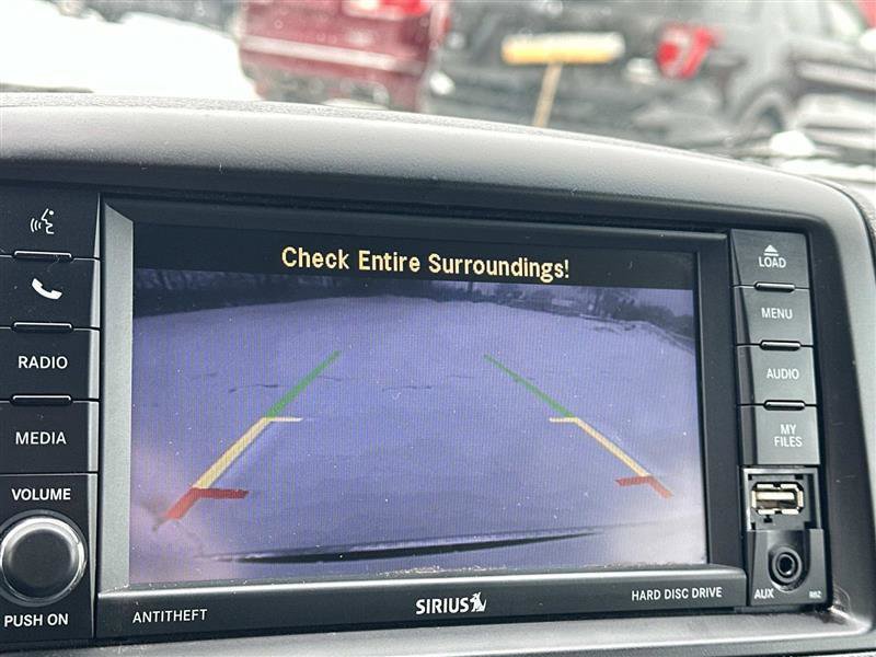 Used 2018 Dodge Grand Caravan SXT image 17