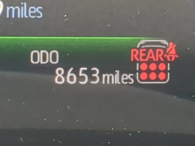 Used 2025 Toyota Sienna XLE FWD image 35