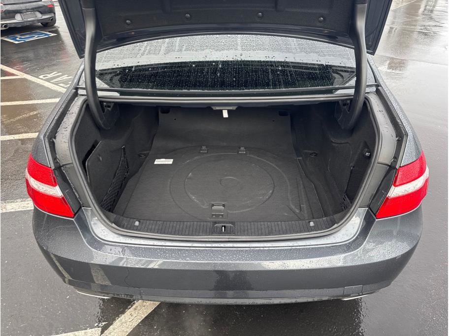 Used 2012 Mercedes-Benz E 350 Sedan image 28